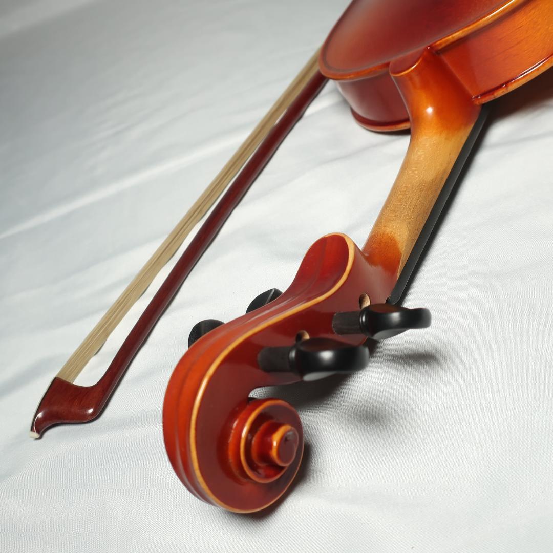 美品 SUZUKI No.230 1/8 2013 バイオリン 弓 KUN肩当