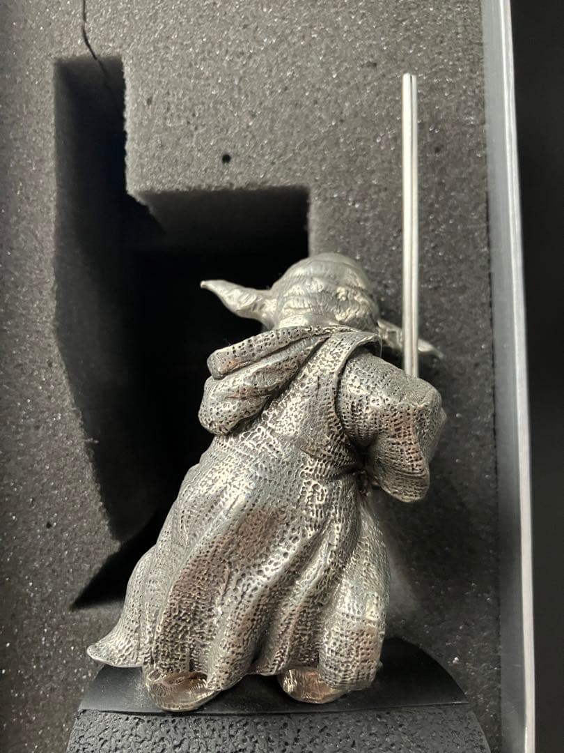 【開封品美品】スターウォーズ　ロイヤルセランゴール　マスターヨーダ