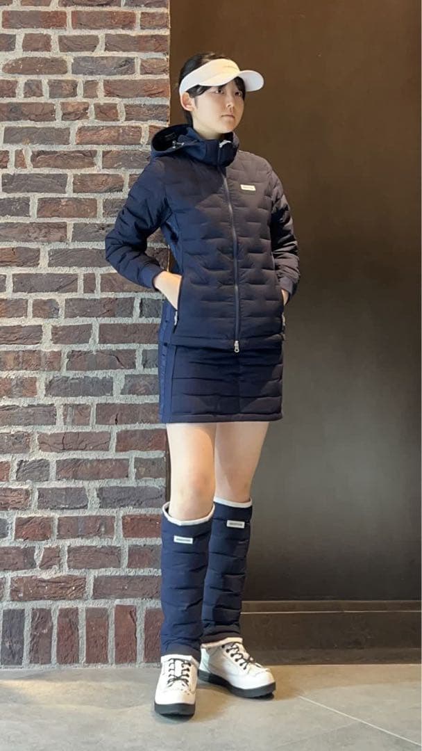 極美品ブリーフィング　ハイブリットダウンスカート S BRG243W50