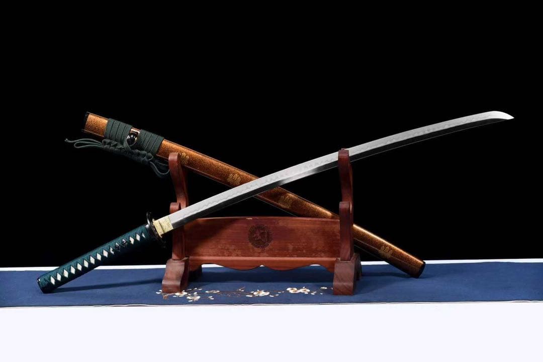 豊臣打刀 二尺三寸五分 甲伏鍛え 刀装具 模擬刀 日本刀 模造刀 鑑賞用 武具