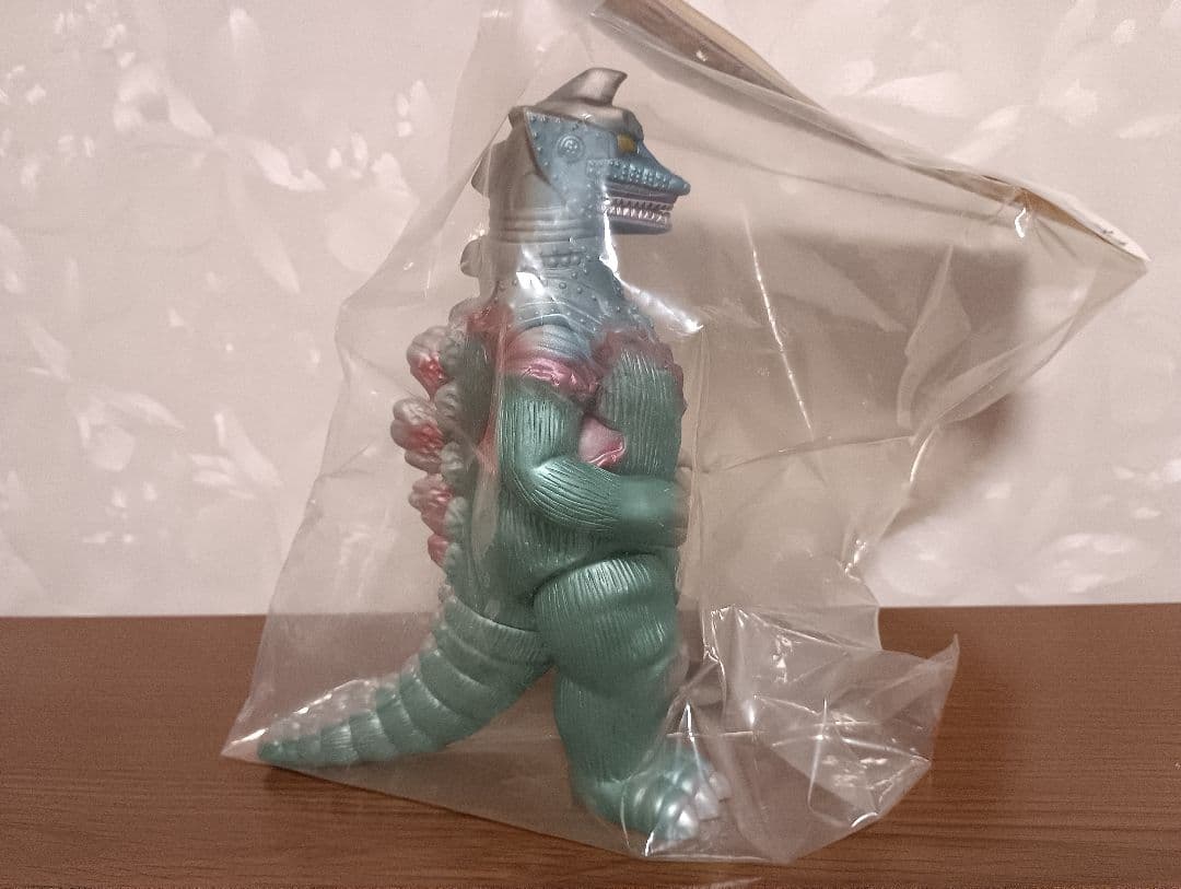 トイグラフ　マルサンコラボ商品 ゴジラ対メカゴジラ 50%ver