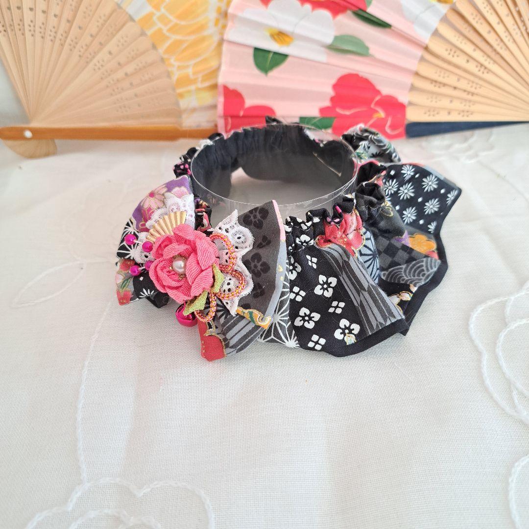 幅広シュシュ(青)つまみ細工付き、わんちゃん猫ちゃん用 短毛シュシュ