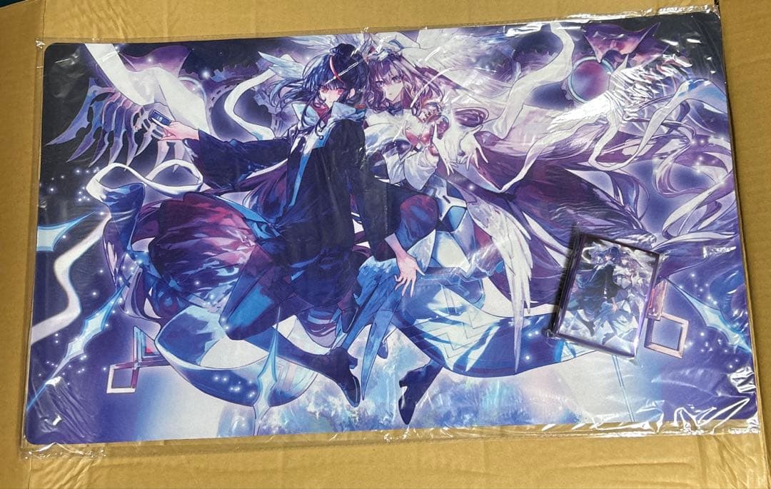 明導ヒカリ&時の運命者 リィエル=アモルタ スリーブ＆プレイマットセット 明導ヒカリ&時の運命者リィエルアモルタ スリーブ＆プレイマット