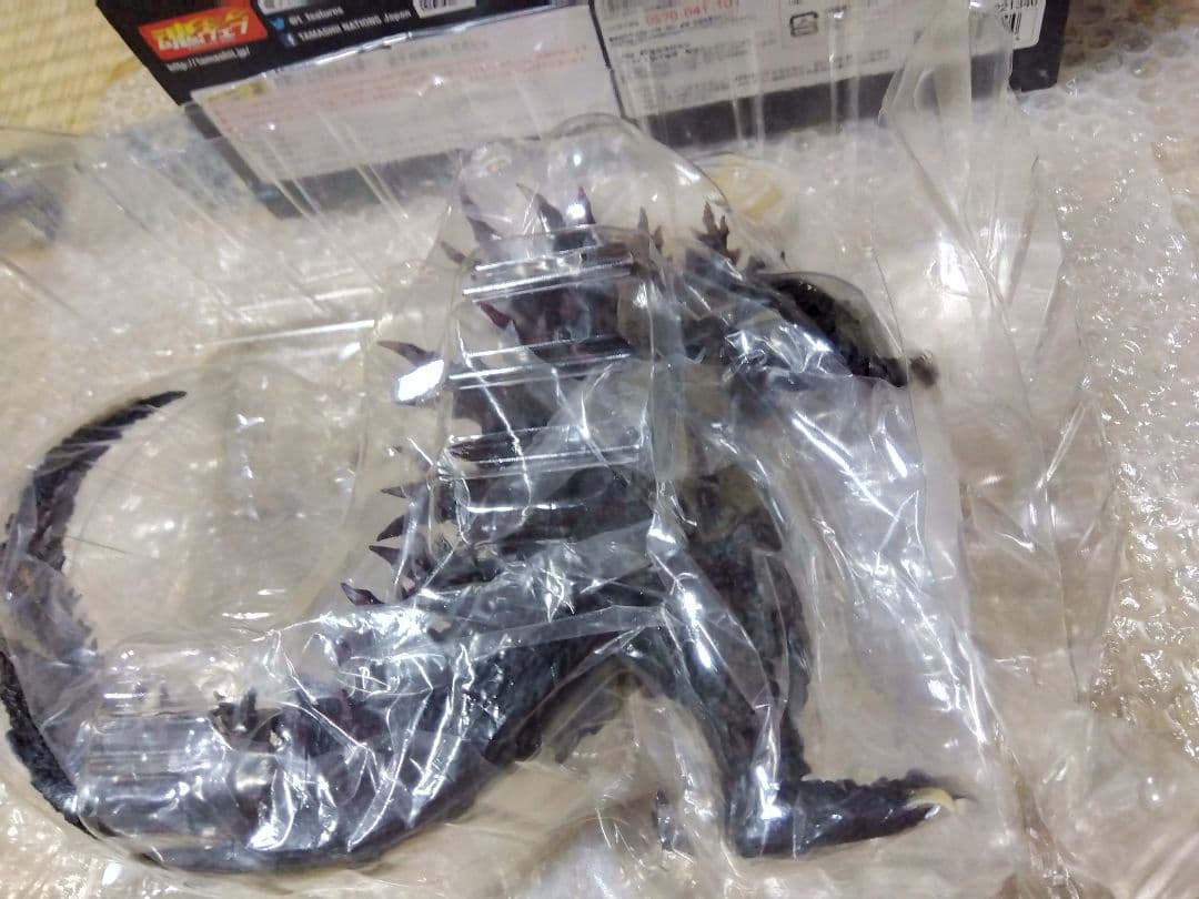 S.H.MonsterArts ゴジラ2000ミレニアム　開封品