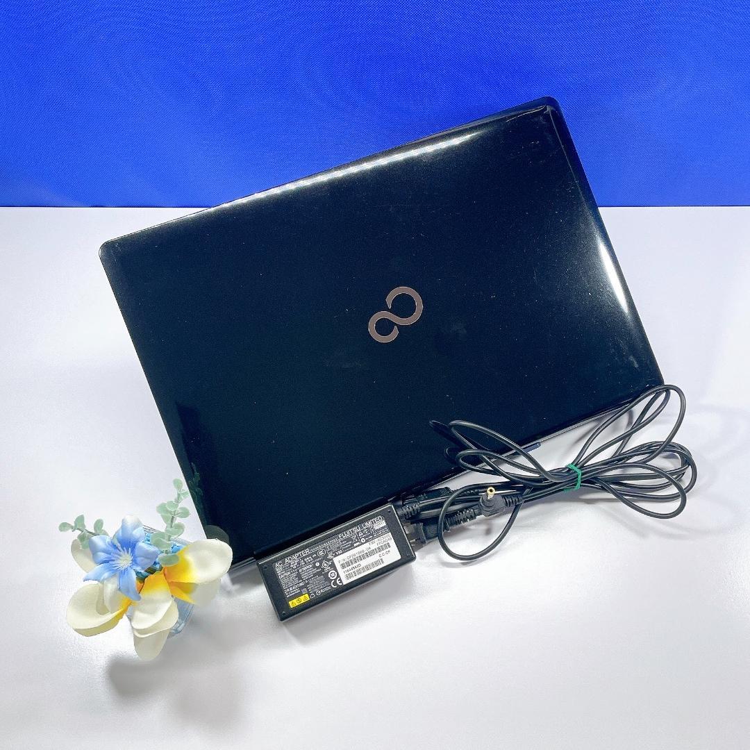 ベスト Windows11✨快適SSD✨書類作成用に✨富士通黒ノートパソコン