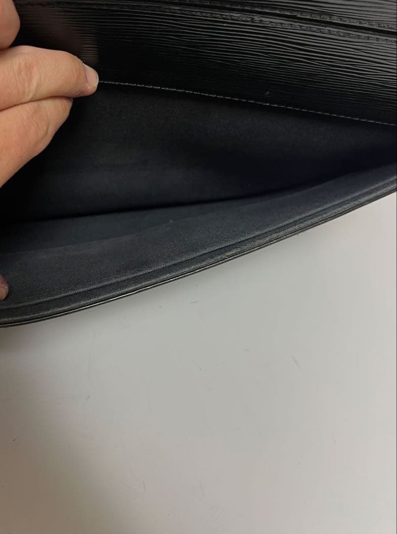 A*M様 【正規品】LOUIS VUITTON エピロブスト 1ビジネスバック【