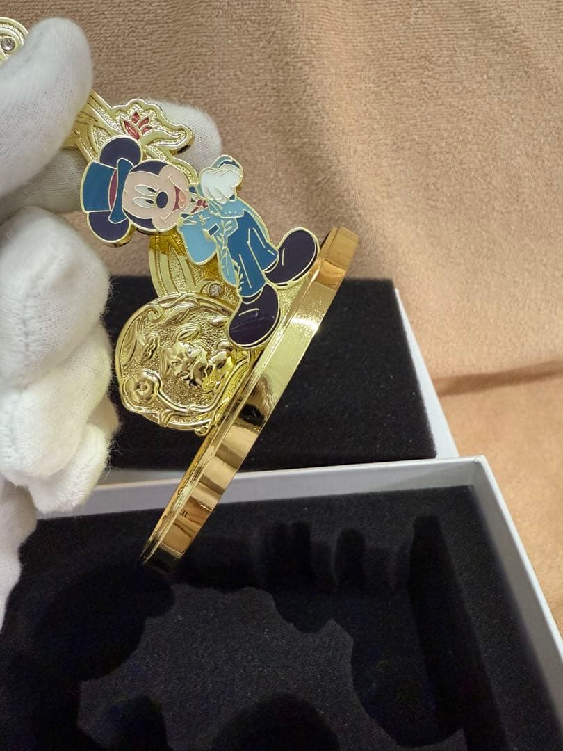 ファンタジースプリングス ファンタスティックセレブレーション サンキャッチャー