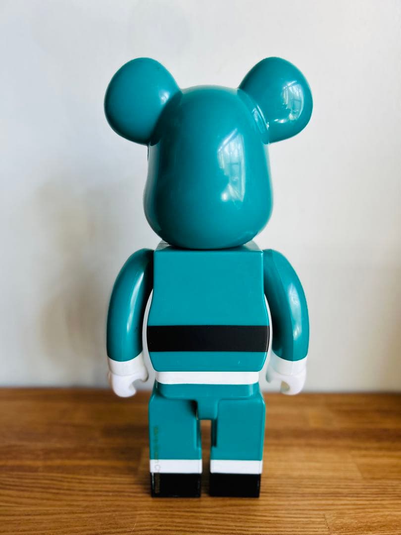 希少　ベアブリック　メリーグリーンクリスマス