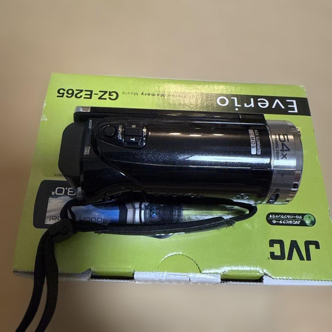 JVC GZ-E265 Everio ビデオカメラ ブラック　ケースバッグ付属