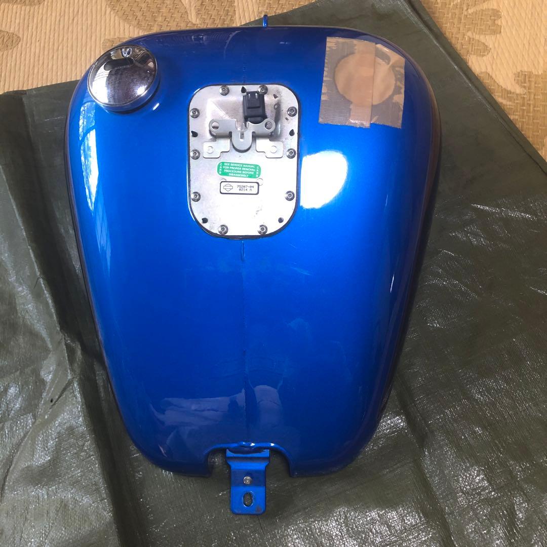 ハーレーダビッドソン純正タンクソフテイル 2004年fxsts