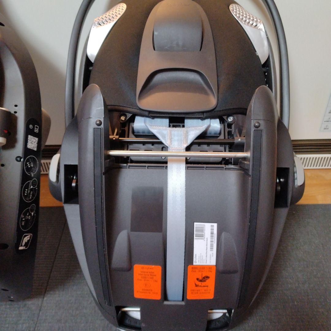 ぴと　 cybex サイベックス クラウドT i-Size＋ベースT