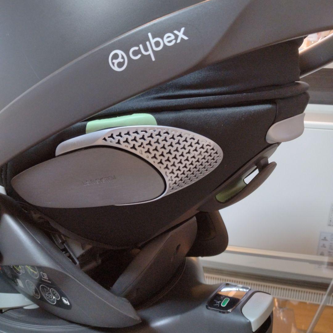 ぴと　 cybex サイベックス クラウドT i-Size＋ベースT