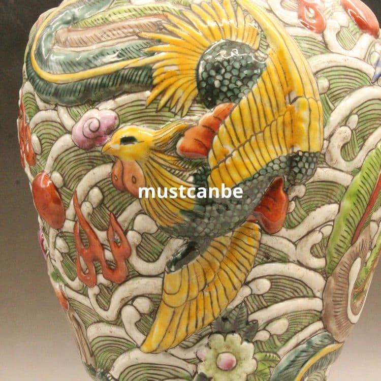 清道光彫刻パステル鳳紋梅瓶 景徳鎮 陶磁器 装飾品 現代工芸品 美術品 置物