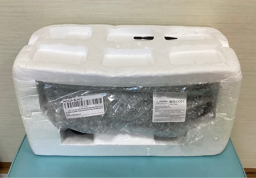 レクサス LX570 ブラック LEXUS 1/18