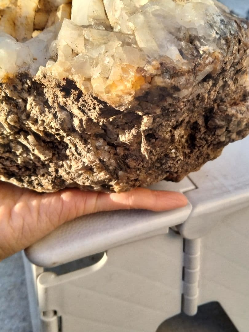 長野県 天然水晶 栗生水晶山産 骸晶水晶 水晶 原石 2.8キロ 大