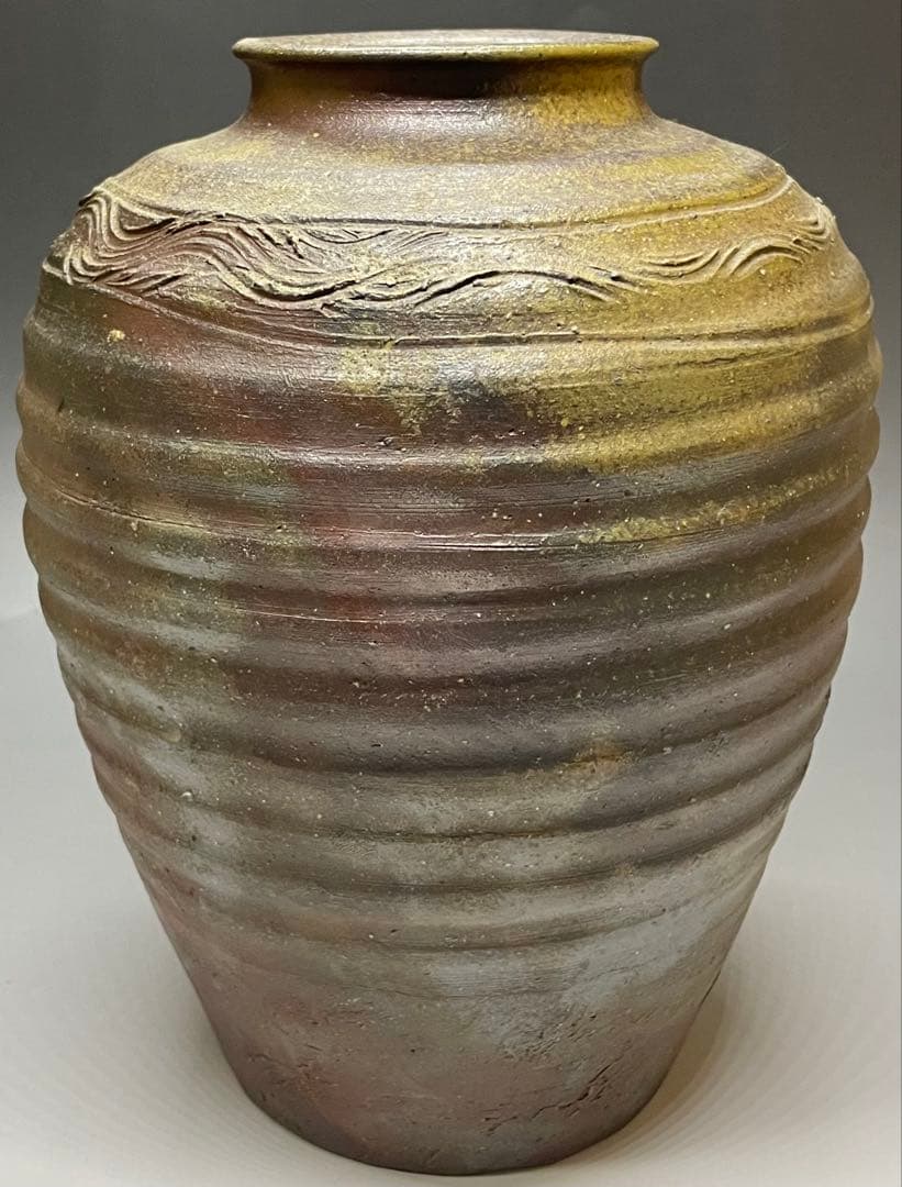 古備前　波状文壺　箱付　X593