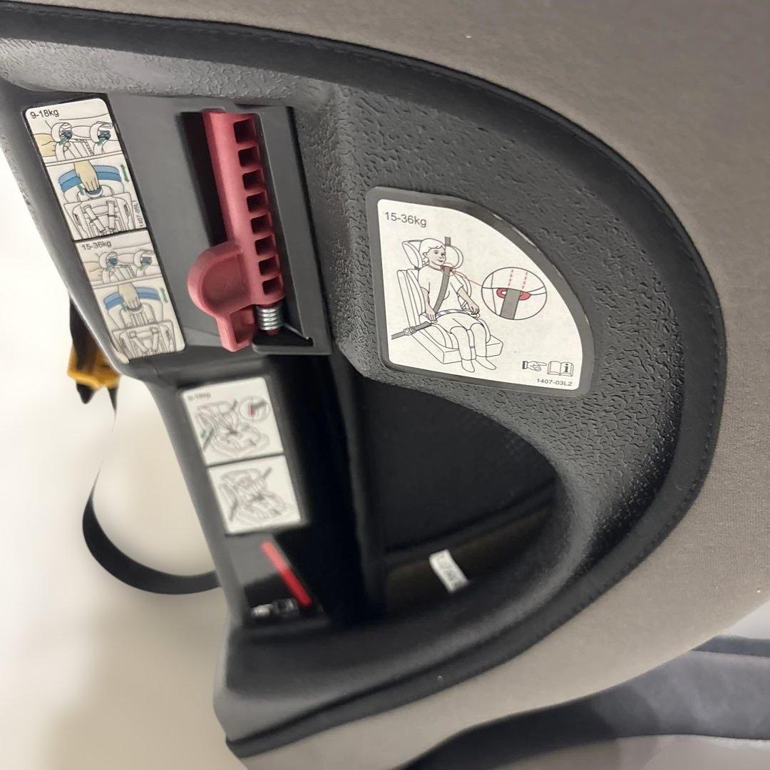 RECARO レカロ Start J1 ジュニアシート Grau Black