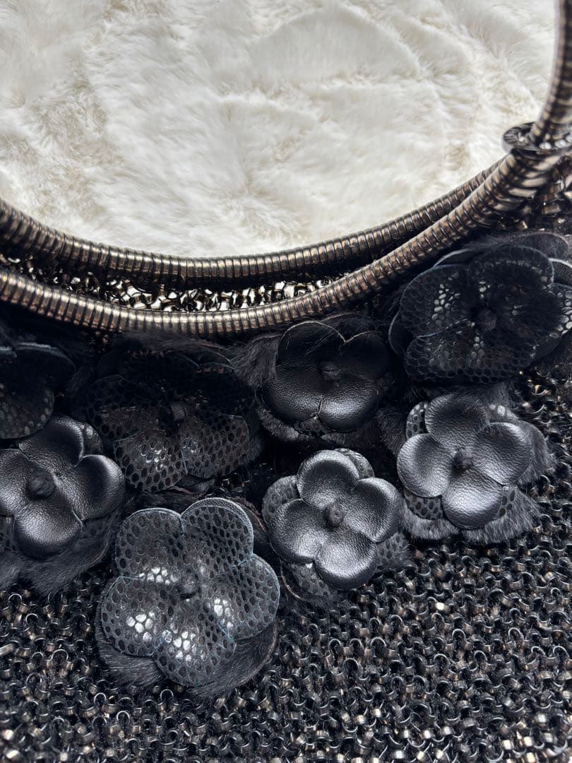 【美品】アンテプリマ　花　フラワー　ミニバック　黒　ブラック