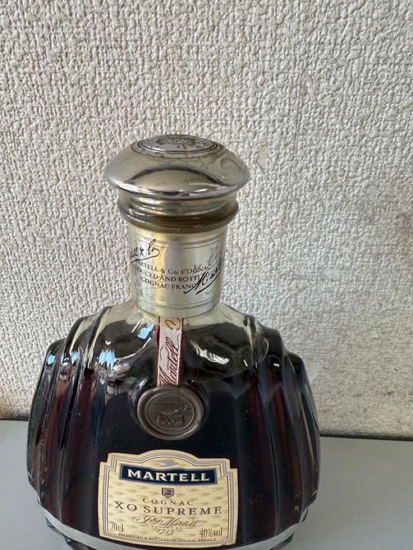 Q10228 未開栓! MARTELL COGNAC XO SUPREME