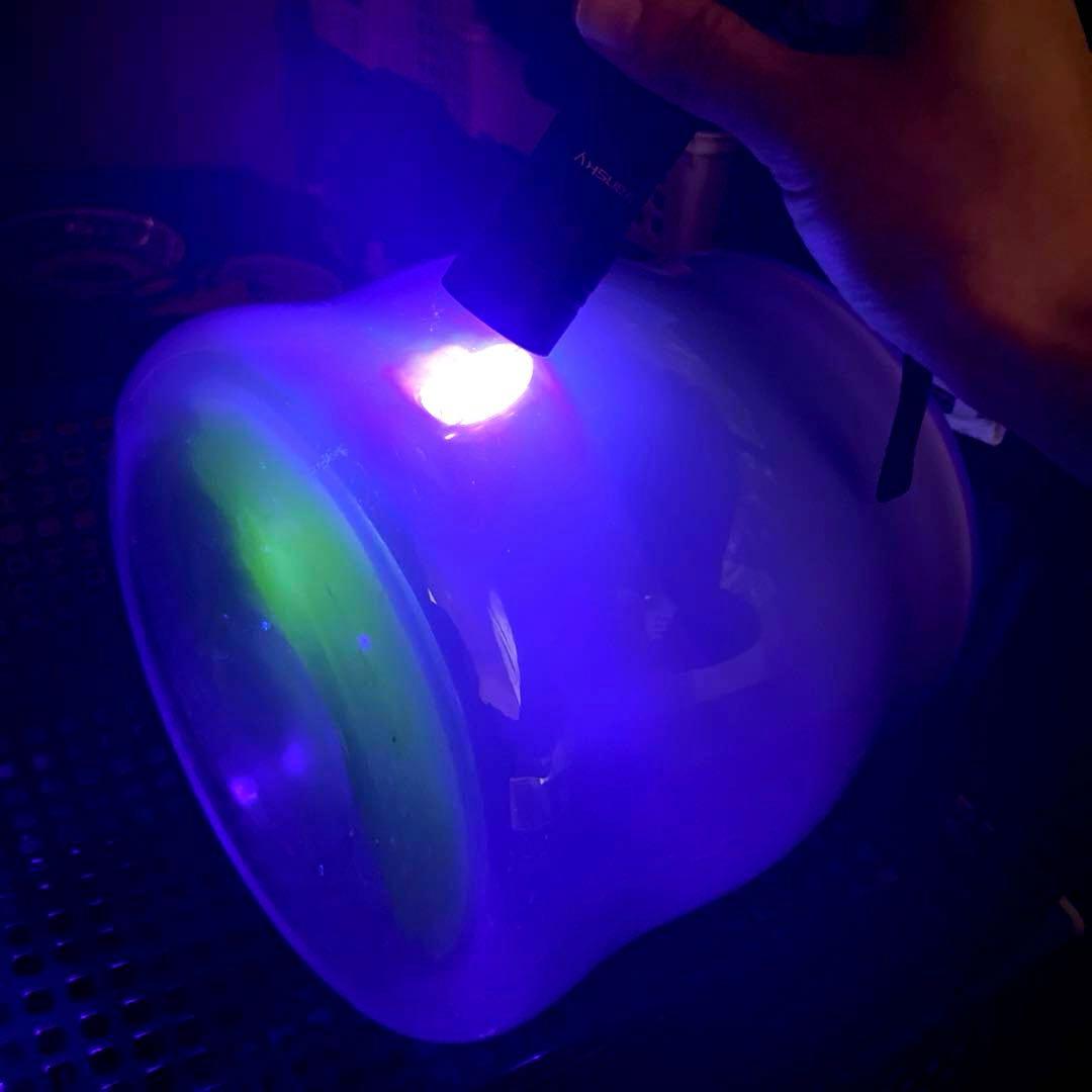 骨董 時代ガラス 淡紫色 乳白色暈し 括れ寸胴型 水指 花器 ウランガラス