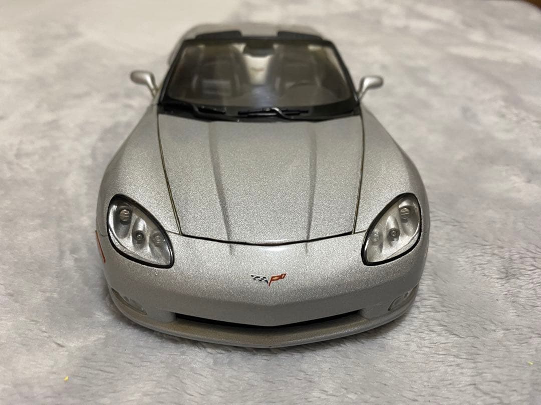 ミニカー HOTWHEELS Corvette C6 1/18