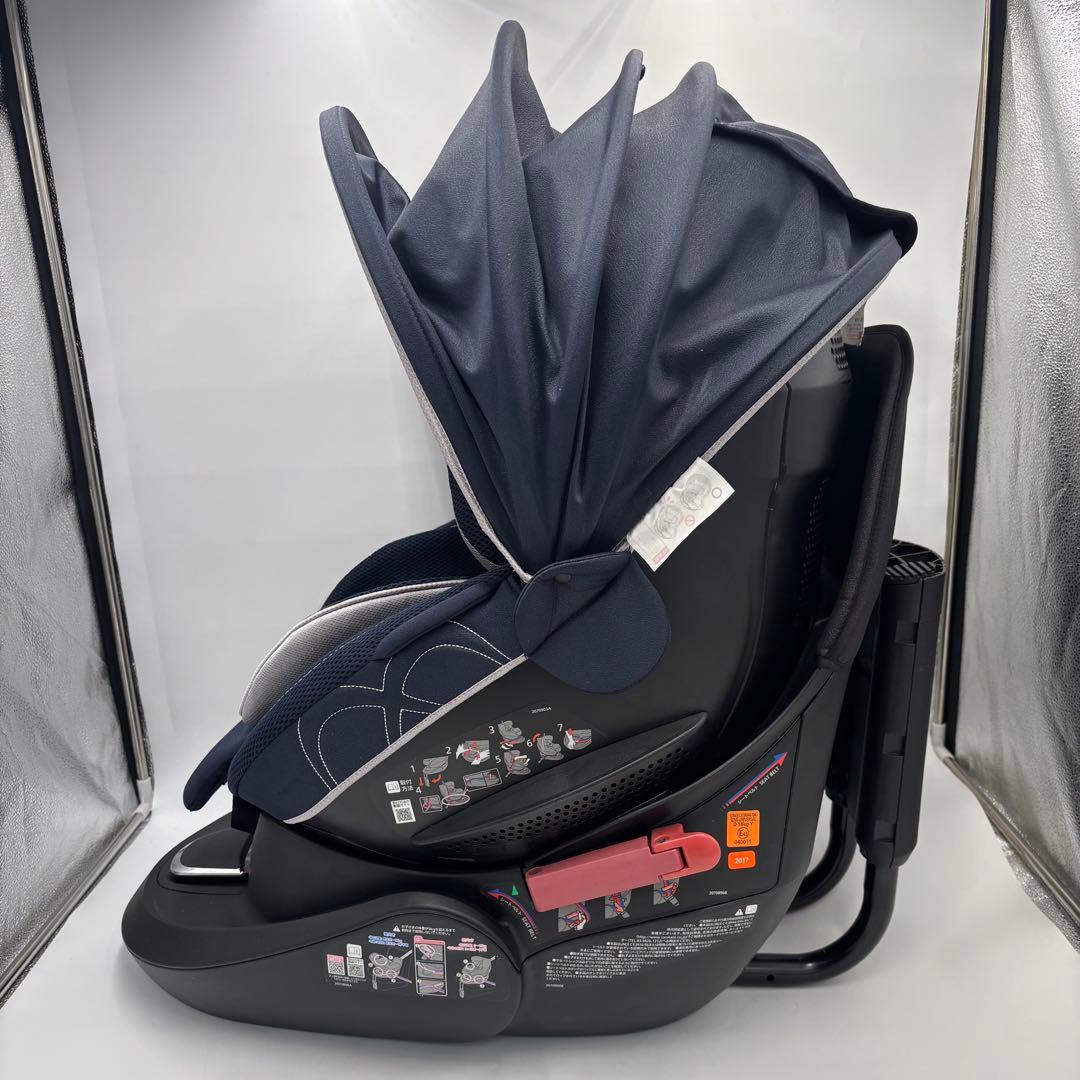 美品　エールべべ クルット4s グランス AB887 チャイルドシート　ネイビー