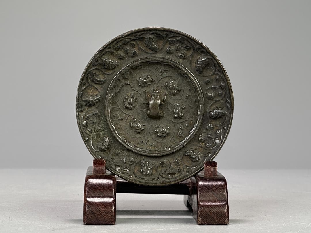 中国美術　唐時代　海獣葡萄文銅鏡　古鏡　時代物　古物保証　旧蔵出し