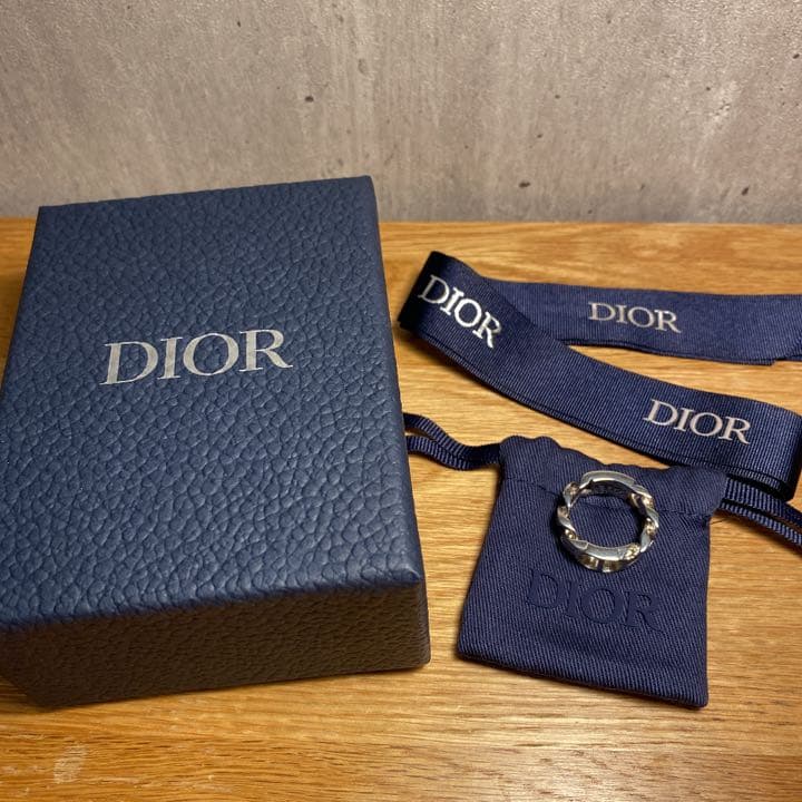 ステルス田中雷工房 メトロン星人円盤 キッド 20センチアクリル