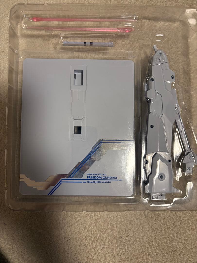 メタルビルド　フリーダムガンダムCONCEPT2 SPARKLEVer.