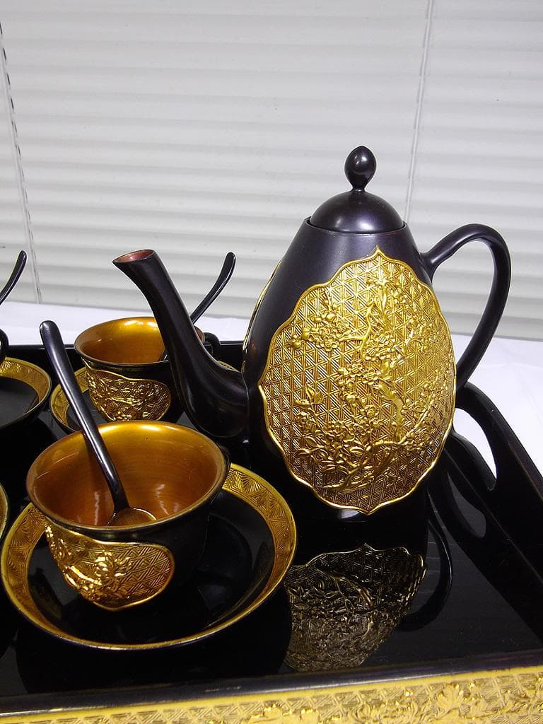 中国 漆芸 漆器 漆塗り 茶器揃い ティーカップセット 木製浮き彫り金