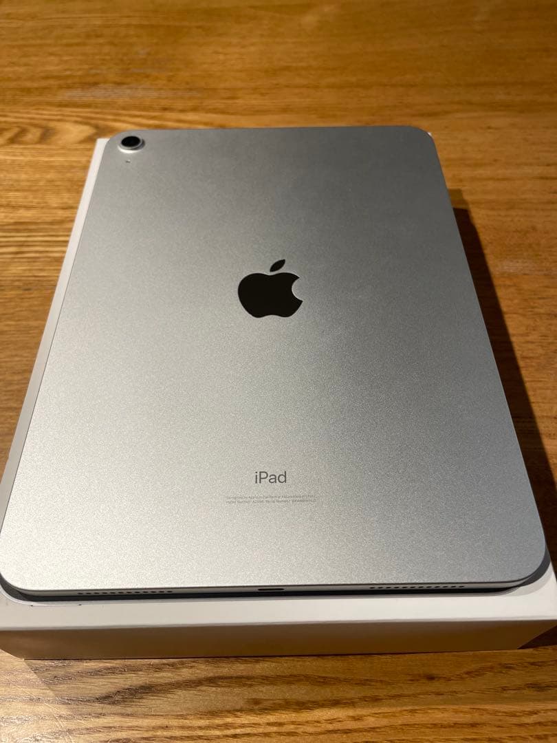 iPad10世代 64GB Wi-Fiモデル シルバー バッテリー98％ 美品 iPad 第10世代