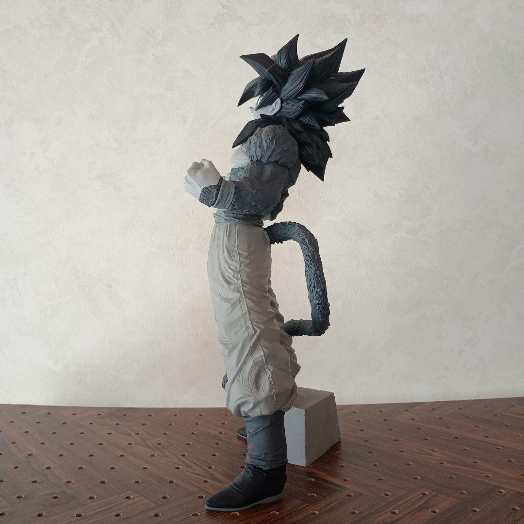 SMSP超サイヤ人4 孫悟空 C賞 国内正規品 03 白黒トーン - メルカリ