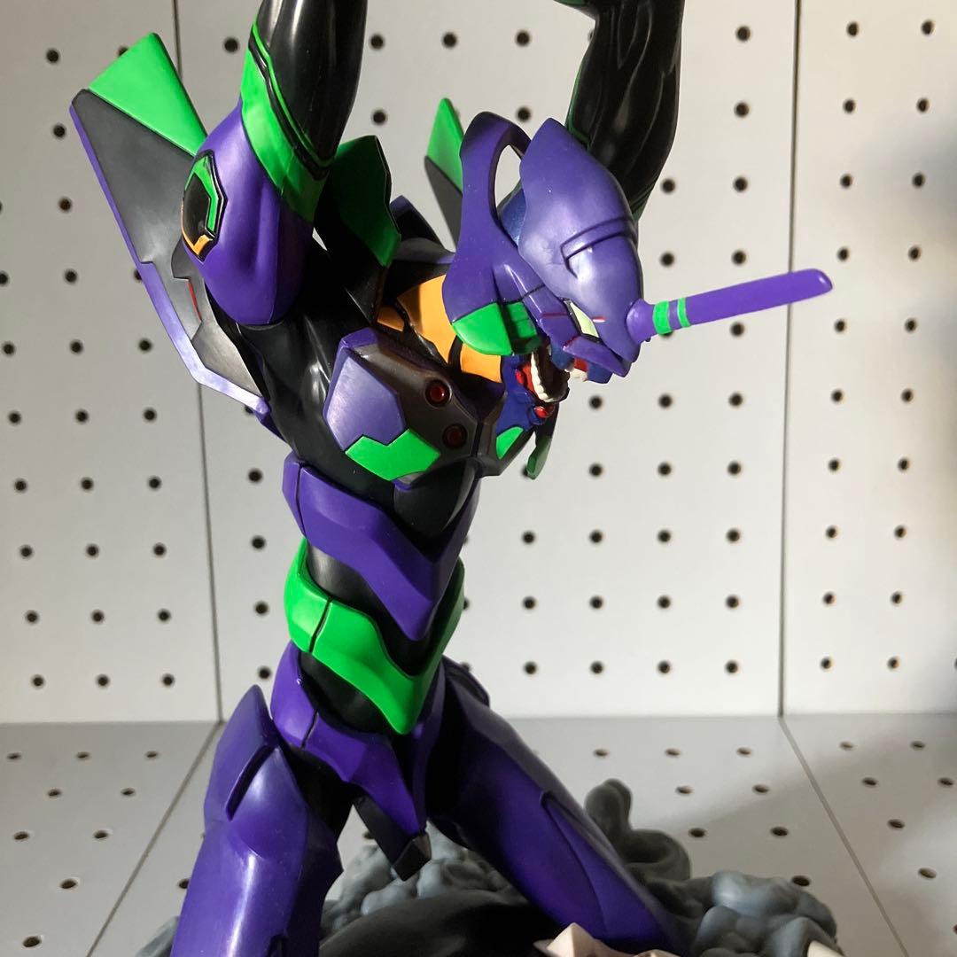 エヴァンゲリオン初号機フィギュア現状品、美品