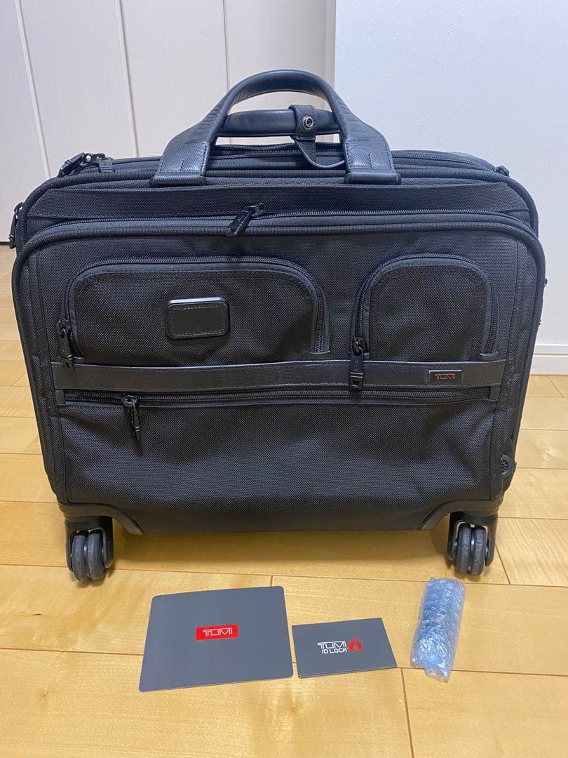 TUMI エキスパンダブル キャリーバック インナーバック付 26003D4