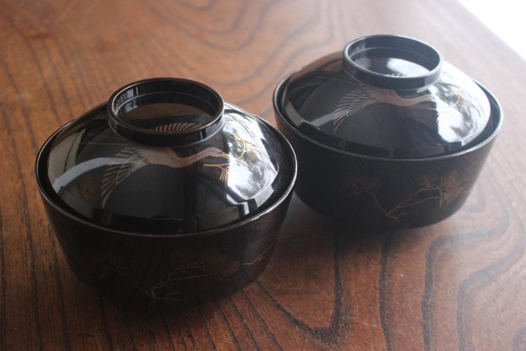 傷有！時代黒漆に優美な鶴松蒔絵の映えるお椀2点（検輪島塗蒔絵椀雑煮