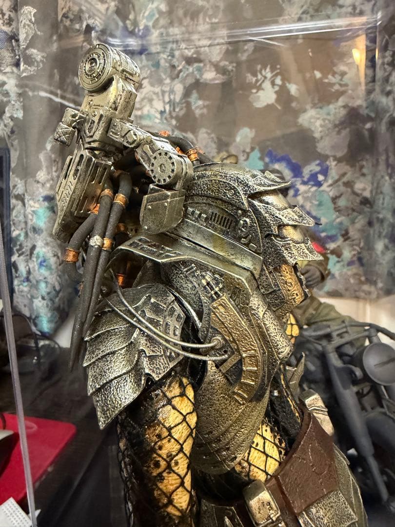 Hot Toys ホットトイズ　エンシェントプレデター2.0