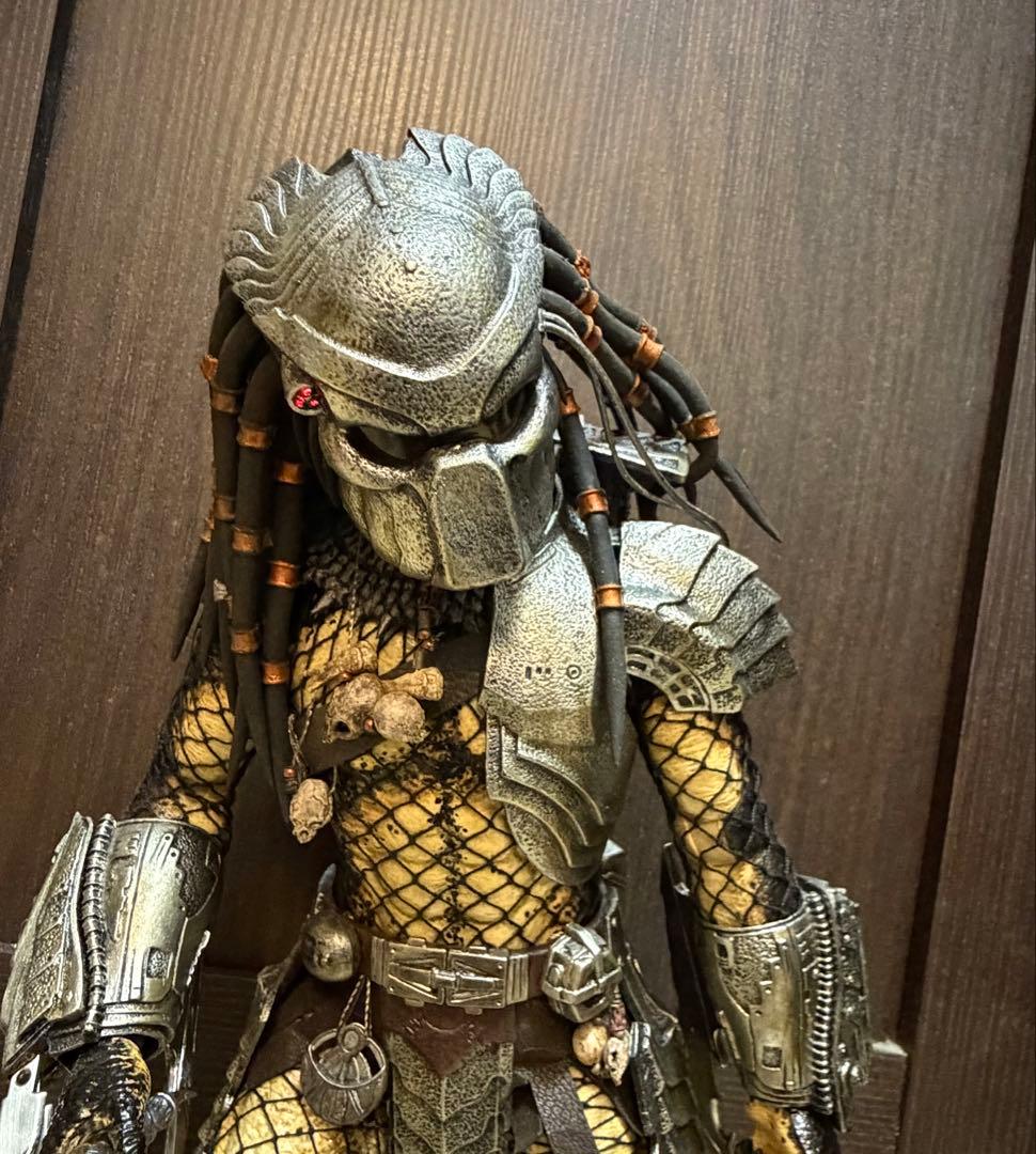 Hot Toys ホットトイズ　エンシェントプレデター2.0