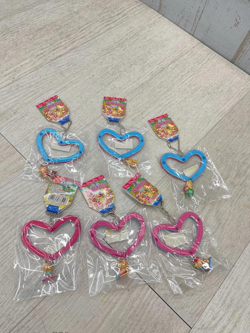 希少 当時物 キティ 夏休み海バージョン ミニバックマスコット 6種 04年