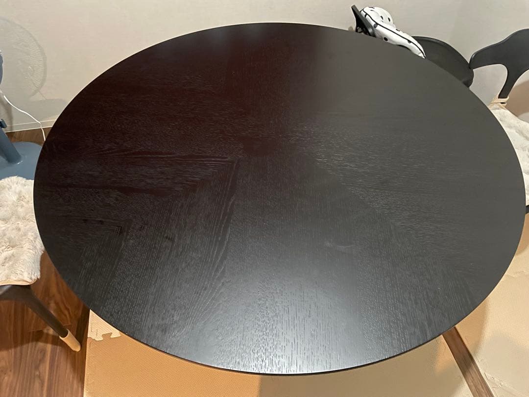 ダイニングテーブル　円形　ブラック