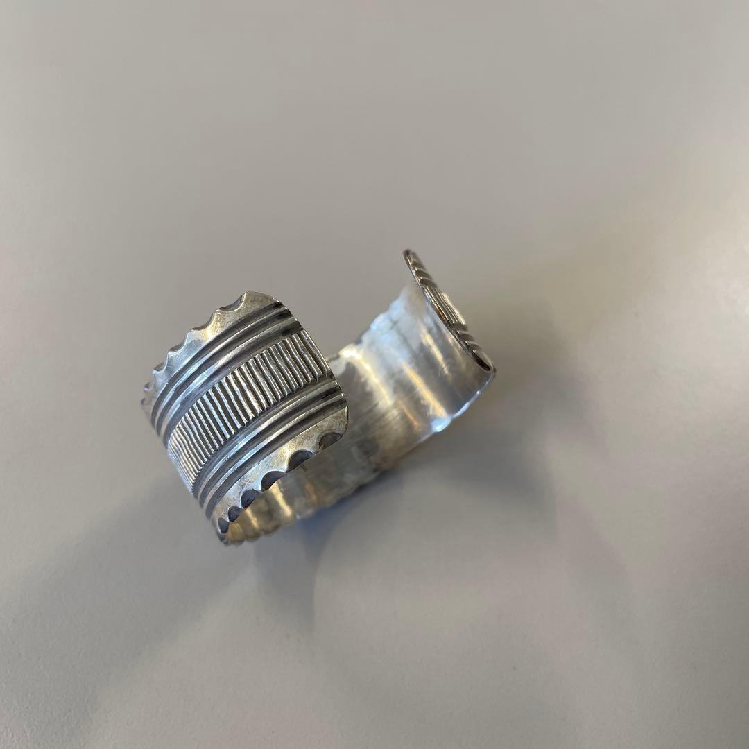 デルバートゴードン バングル インディアンジュエリー ブルースモーガン ナバホ族