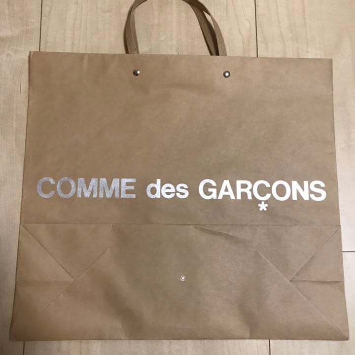 コムデギャルソン&アナと雪の女王 ショップ紙袋