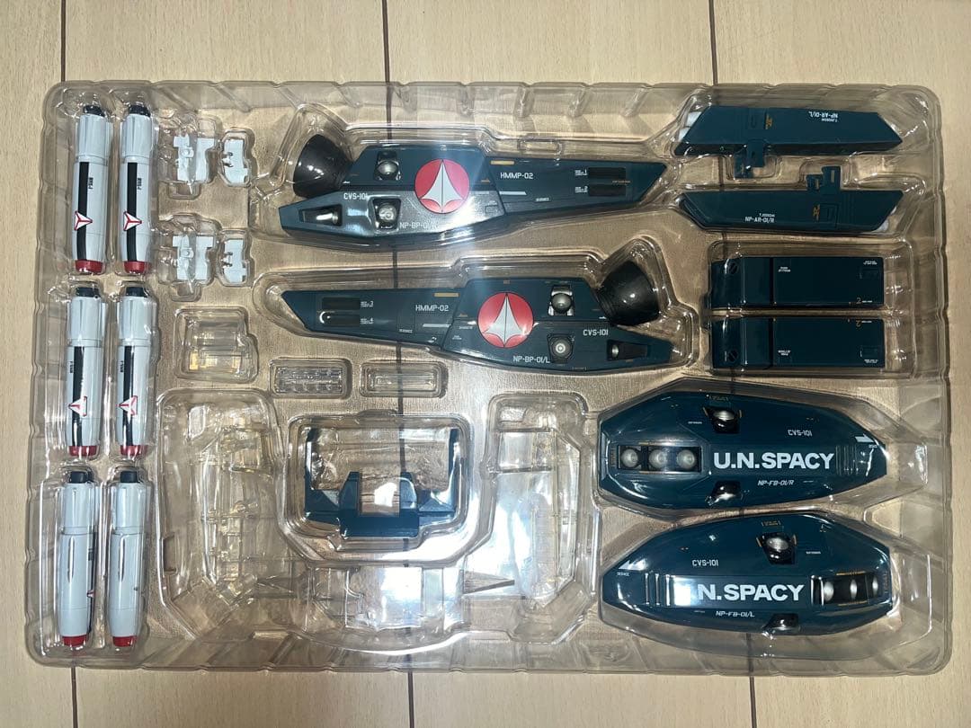 DX超合金 VF-1S（ロイ・フォッカー機）TV版セット