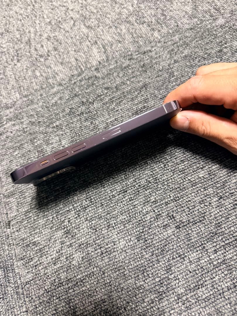 ぽ*た様 Apple iPhone 14 Pro 限定色ディープパープル 液晶難