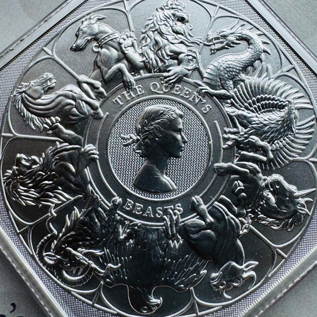 限定版）クイーンズビースト コンプリーター 1オンス - メルカリ