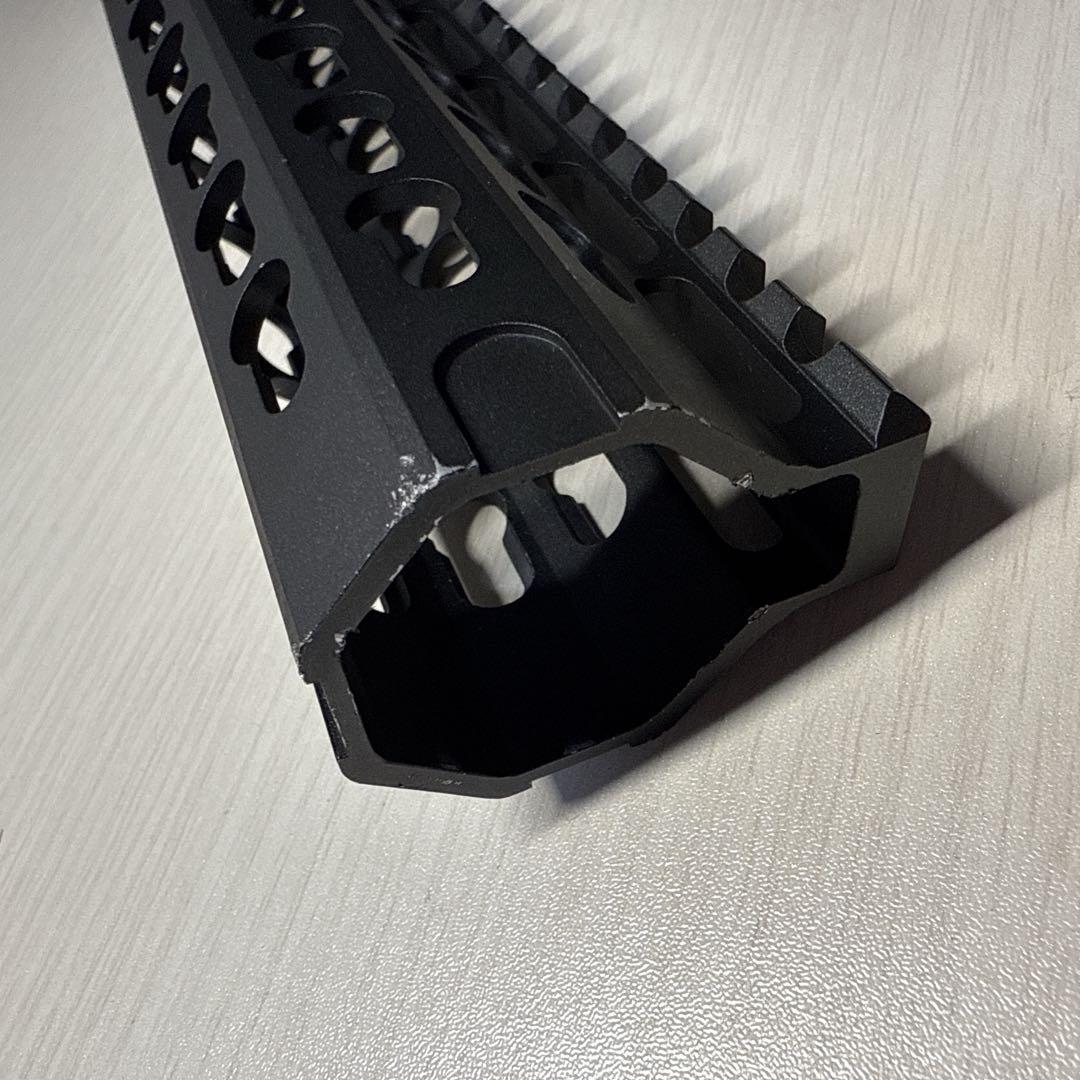 SLR ブラック　ハンドガード　トイガン　パーツ