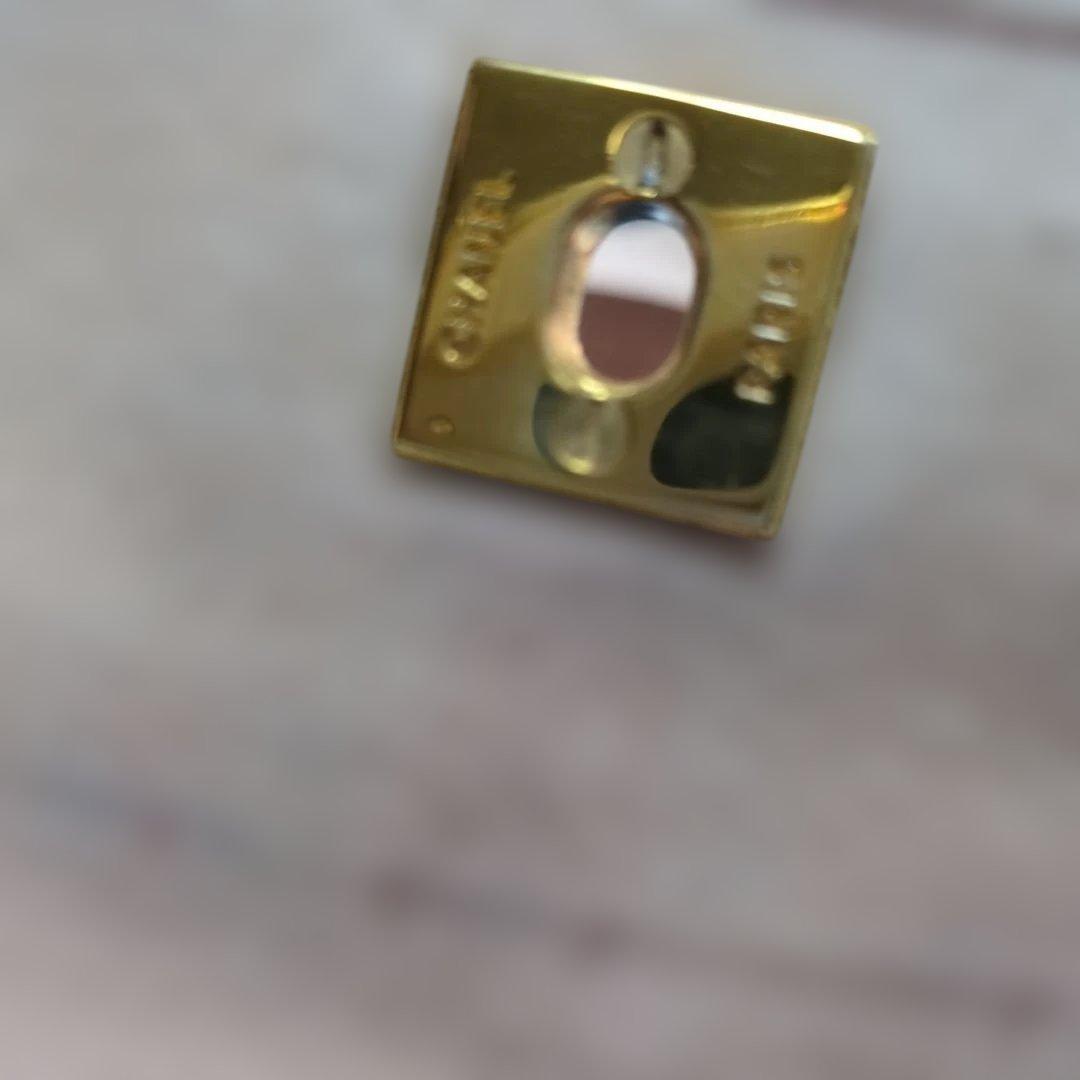 CHANELマトラッセ ブラックショルダーバッグ