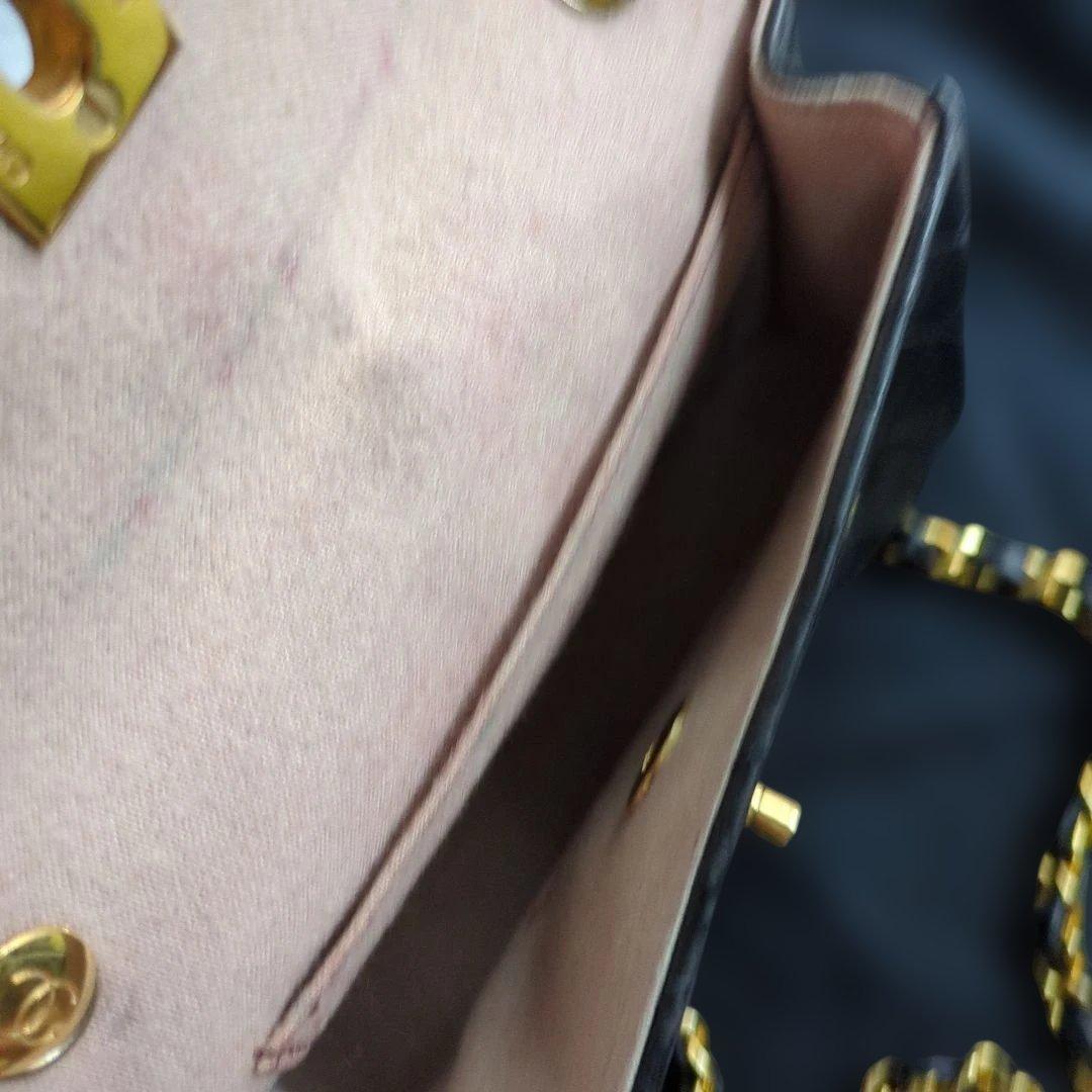 CHANELマトラッセ ブラックショルダーバッグ