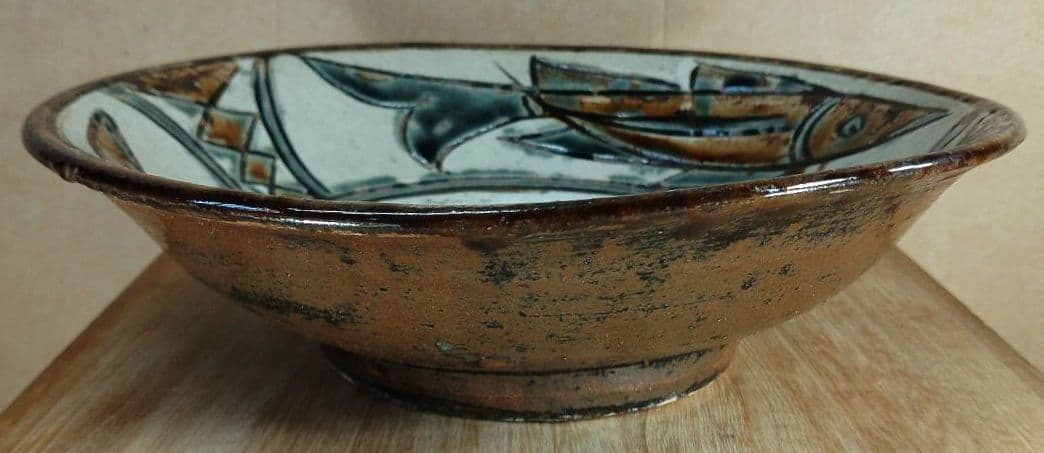 【本物保証】金城次郎 魚紋鉢(魚,井桁文）共箱 栞 人間国宝 壷屋焼 w22㎝