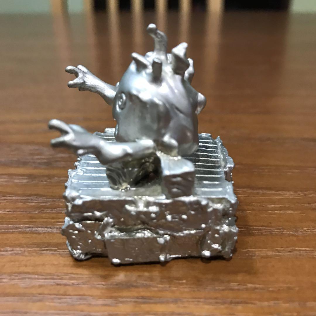 最終値下げです。ハウルの城、ガルシファ置物。