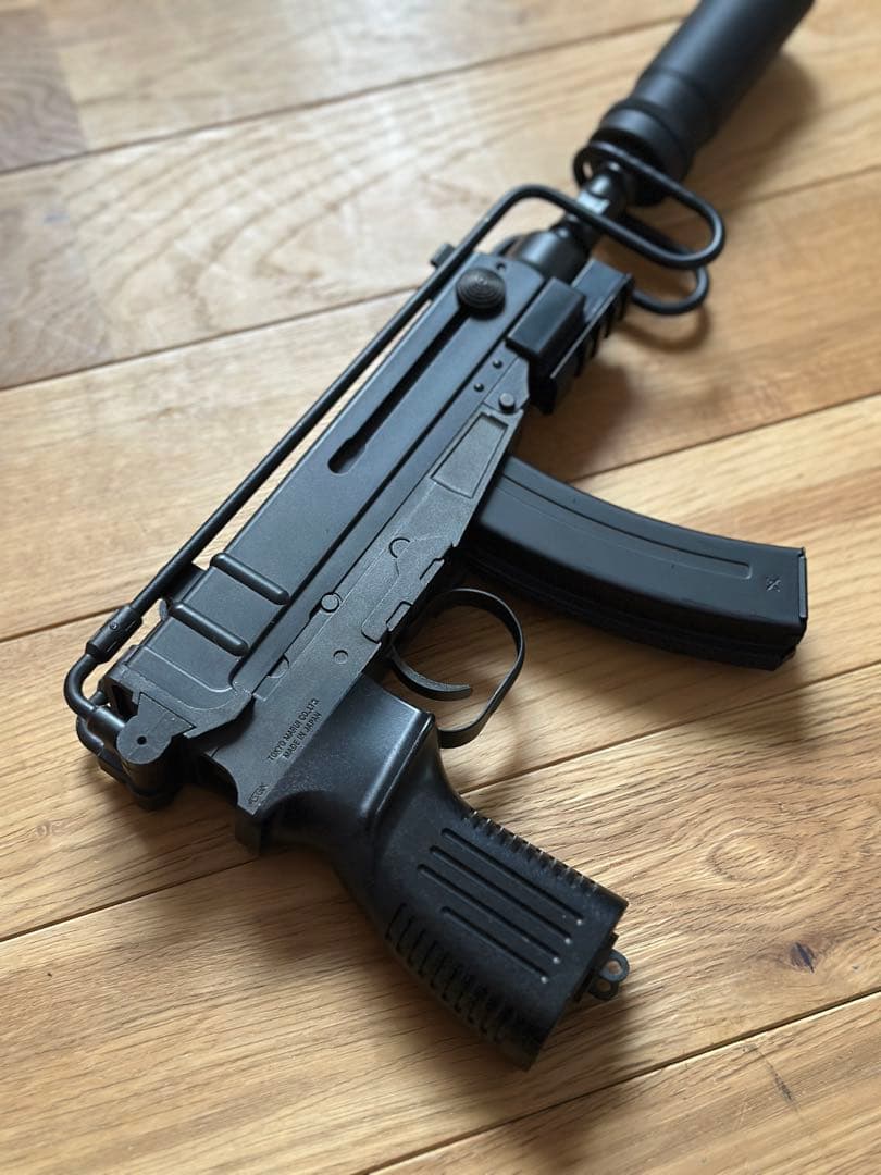 東京マルイ スコーピオン vz.61 電動ガン オマケ付き